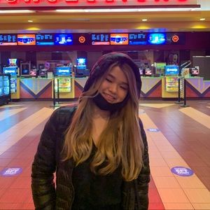 Meet your Posher, Natalie